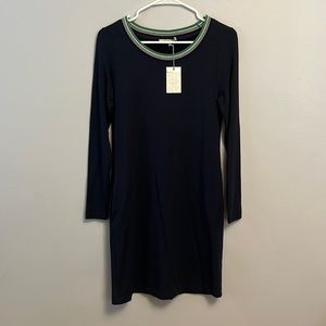 Dalia Sz XS Sweater Dress Crew Neck Style W/ Pockets